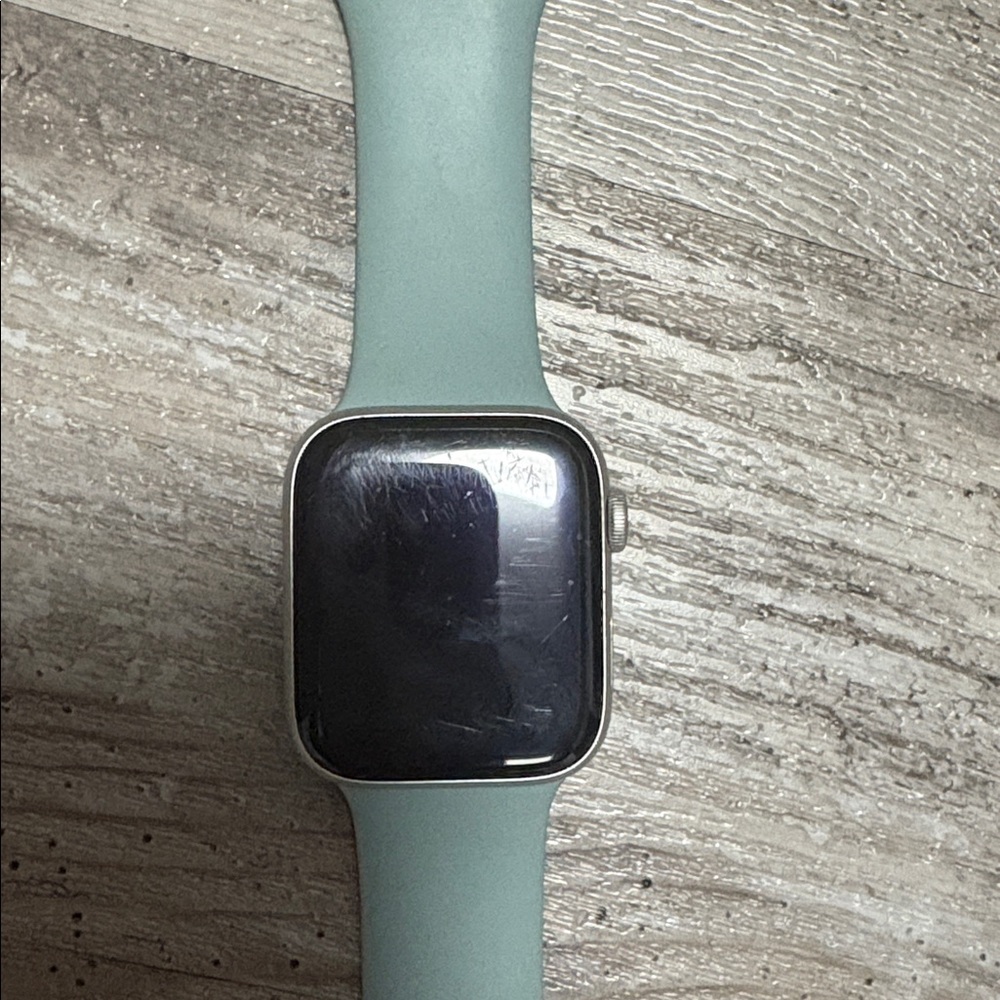 Apple Watch - Picture 4 of 8